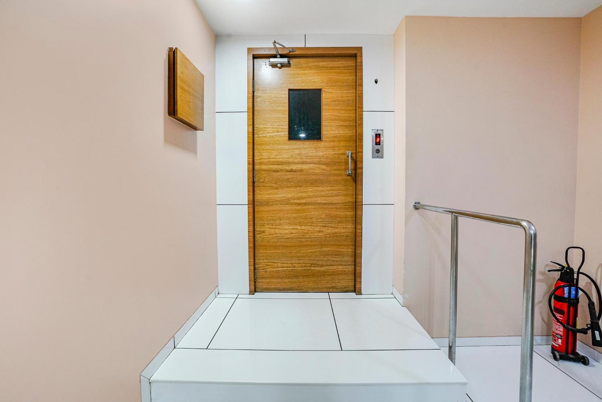 Fabhotel Neelkamal - Chembur Bombay Esterno foto